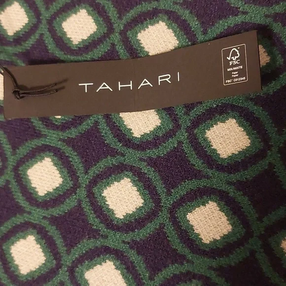 Tahari Black and Cream Geometric Tank Top - Picture 7 of 7